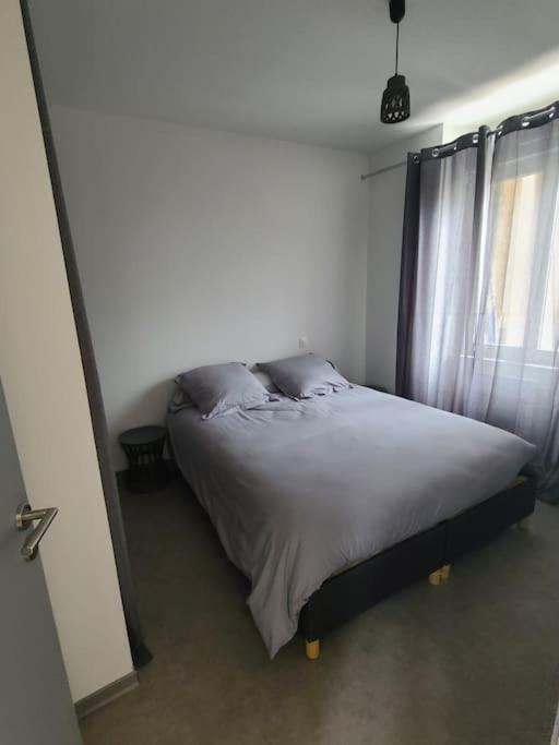 Logement Centre Ville Maurs Exterior photo